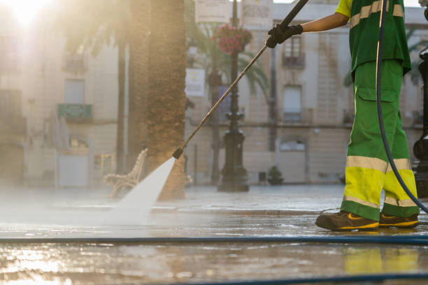 Best Commercial Pressure Washing  in Newberry, MI